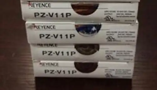 Keyence PZ-V11P Photoelectric Sensor