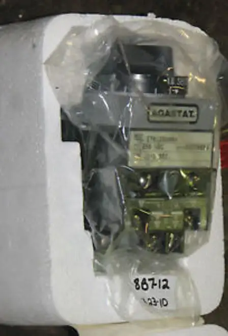 Neu AGASTAT-TIMING-RELAIS E7012SA004 1-1423169-9 0,1-1 S