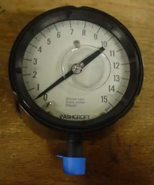 New Ashcroft Duragauge liquid filled pressure gauge 45-1279-ASL-04L-15# 0-15psi