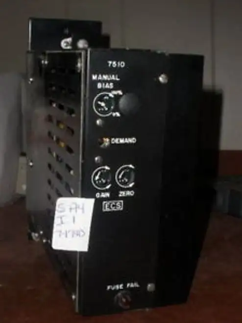Neu Ecs 7510 7510-3-01-5-20-0 Ausgang 30 A @ 480 Vac
