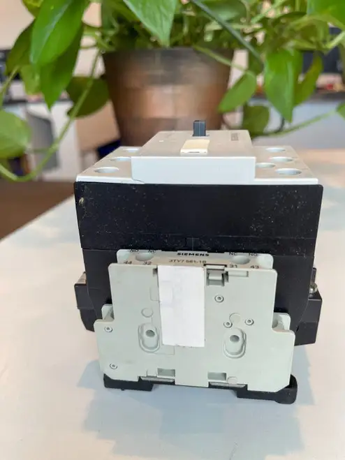 Siemens 3Tf4422-0Ac2 Contactor 24Vac