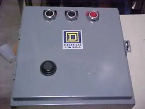 Square D 8736 Ms-01 Magnetic Starter In Elclosure