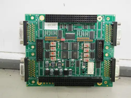Delta Tau PMAC2A-PC/104 ACC-8xS 603673-10X asuitbreidingsstackplaat