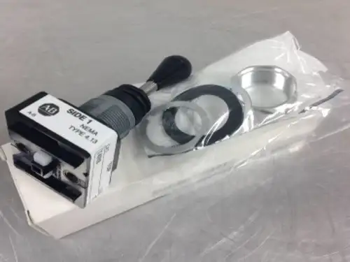 New 800T-T4R8 Allen Bradley 800Tt4R8