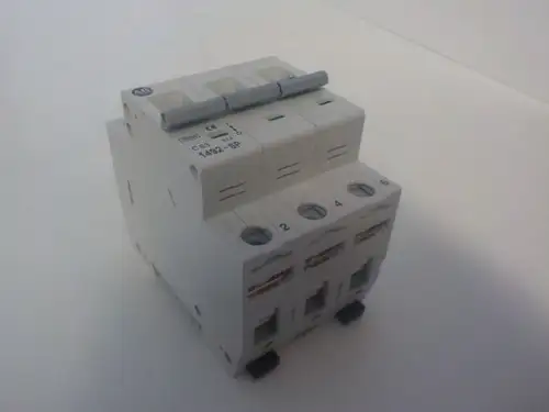 1 1492-Sp3C630 Allen Bradley 1492Sp3C630