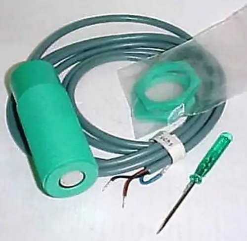Pepperl And Fuchs Proximity Switch Uj750-30Gk-13