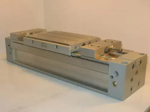 New Smc My1C63-100L Pneumatic Rodless Cylinder 63Mm Bore 100Mm Stroke