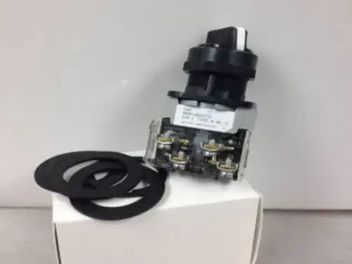 4 800H-Jr2Kt7A Allen Bradley 800Hjr2Kt7A