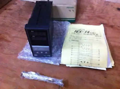 Rkc Instruments Rex-F4Wdr-Rr2 Thermo Controller