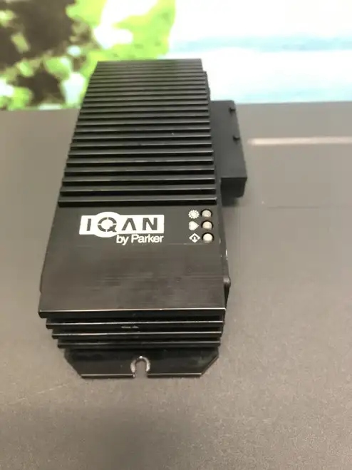 Parker IQAN-XS2