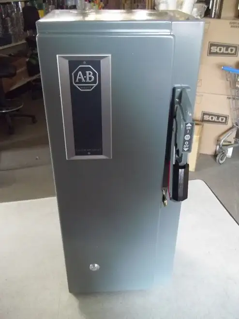Allen-Bradley 512-Bjb-6P-24R Nema Combination Starter Disconnect Type Nema 1