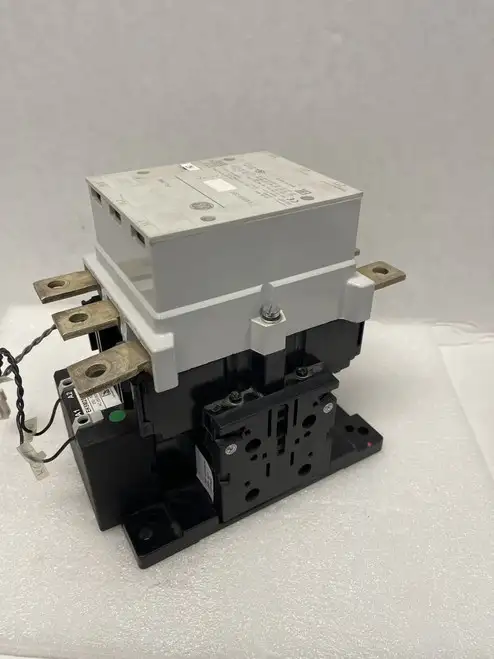 General Electric CK95BE300 310A 600V 3P 3Ph 250-500V stycznik
