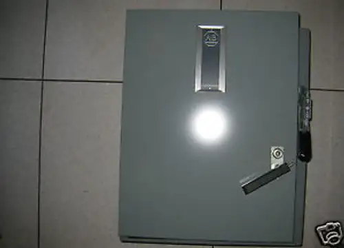 Allen-Bradley 512-Djcd-25 Nema Combination Starter Disconnect Type Nema 3 600