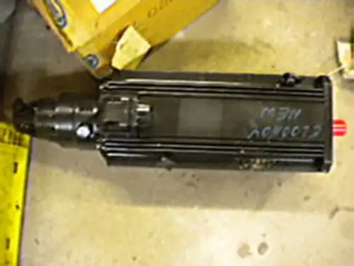 REXROTH MAC112D-0-ED-4-C/130-A-1/WI520LV/S005 MOTOR