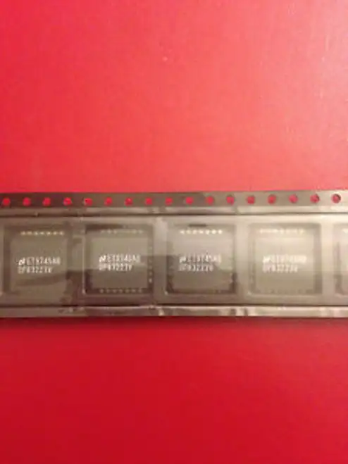 NSC DP83223V 28-PLCC IC ทรานซีเวอร์เครือข่าย
