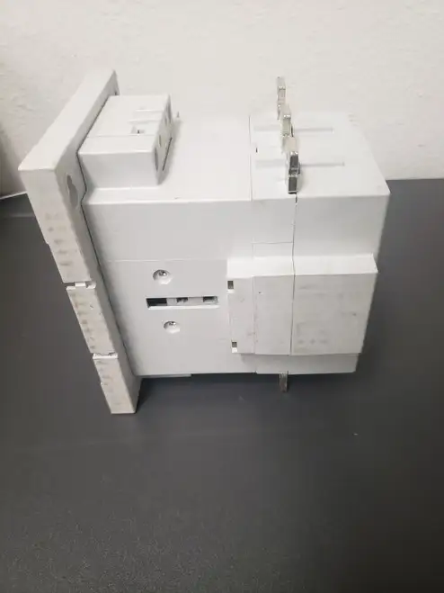 Allen Bradley 100-D110 contactor 3 polos