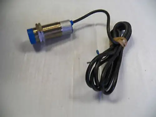 Allen Bradley Inductive Proximity Sensor 871C-D15B30 871Cd15B30 Ser A Rev C