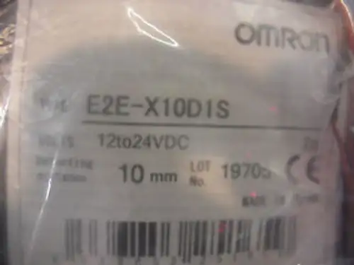 Omron E2E-X10D1S proximity switch