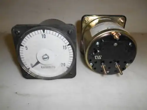YOKOGAWA 11CPO18 DB-40-RO-1MADC VOLTAGE METERS 2