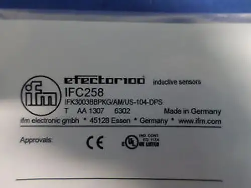 IFM EFECTOR 100 IFC258 IFK3003BBPKG/AM/US-104-DPS 電感式傳感器