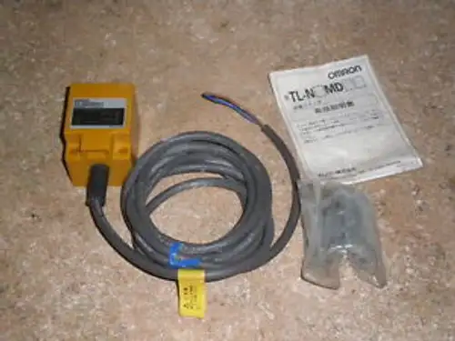 Omron TL-N20MD1 Proximity Switch Sensor