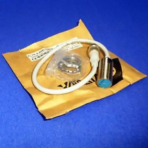 YAMATAKE 12/24V 100MA PROXIMITY SENSOR FL7M-4J6AD-CN03Z