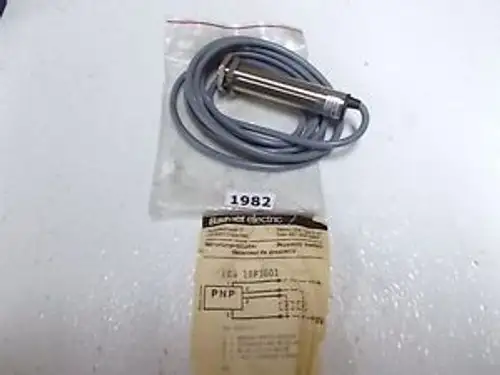 Baumer Electric FRA-18P3001 Proximity Sensor