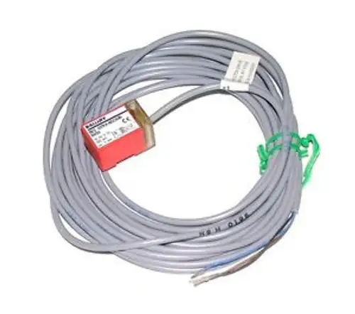BALLUFF PROXIMITY SWITCH 10-30 VDC MODEL BESQ17KA-NSC50B-BV00 13 AVAILABLE
