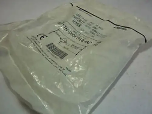 Allen Bradley 871Tm-Dh5Cp18-A2 5Mm Proximity Switch