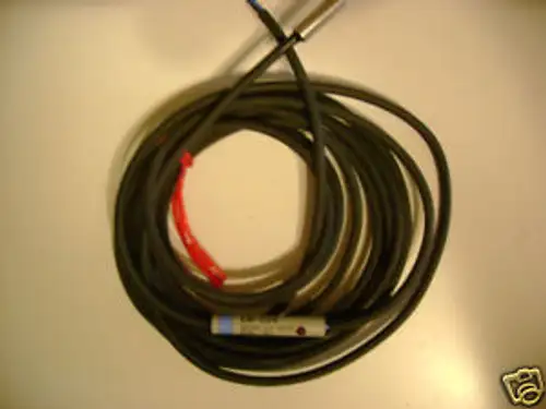 Keyence EM-054P เซ็นเซอร์ใกล้เคียงกับเครื่องขยายสัญญาณสายเคเบิล