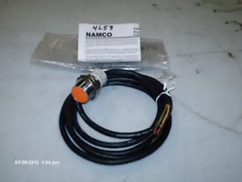 Sensore di prossimità tubolare Namco P/N EE530-77410 20- 230V CA/CC 8 Cavo