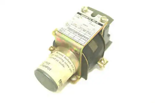 SQUARE D 9055-N0-113 RELÉ MAGNÉTICO DE CORRIENTE 9055N0113