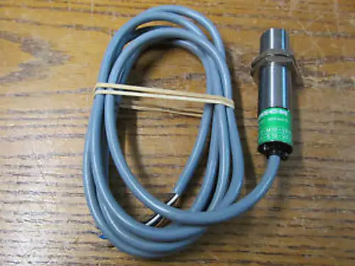 UN NOS Turck BI5-M18-VP6X Proximity Sensor 10-30VDC 200mA 5mm