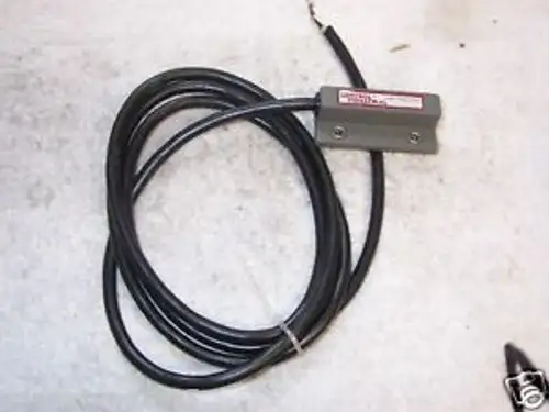 SENTROL INDUSTRIAL 151-72-06K INTERLOCK SWITCH