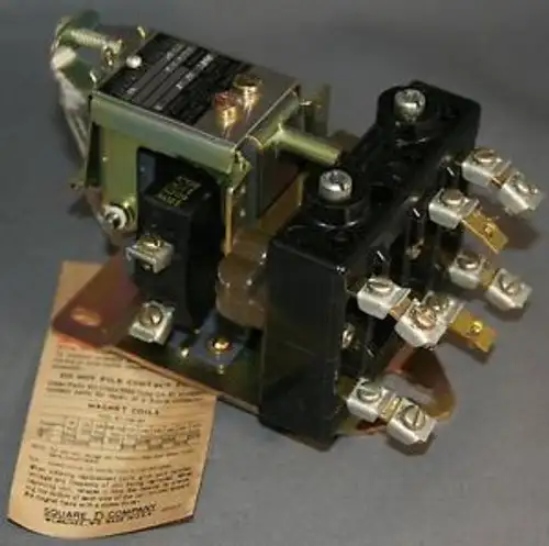 Square D 8501-A030 MACHINE TOOL RELAY 10AMP 600VAC COIL