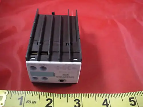 Siemens 3RT1916-2EC31 AC 100-127V 5-100s 固態延時繼電器