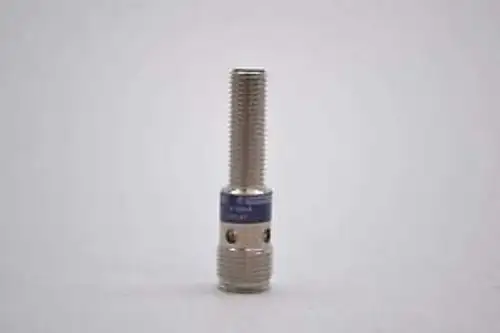 TELEMECANIQUE XS1N08NA349D INDUCTIVE PROXIMITY 12-24V-AC SENSOR D440152