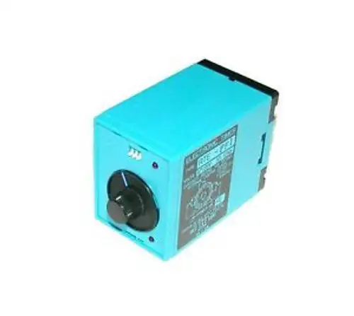 IDEC TIME DELAY RELAY 0-10 MINUTES 120 VAC MODEL RTE-PF1