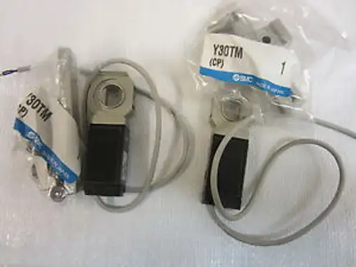 2 SMC NIS1000M-3YT PRESSURE SWITCHES MOUNTING BRACKET Y30TM