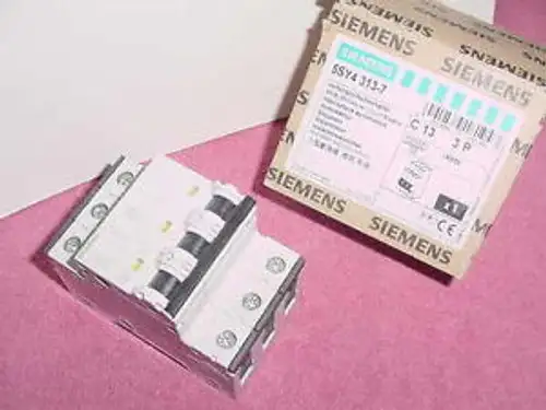 SIEMENS 5SY4313-7 C-13 13 AMP 3-POLE 250/440 VOLT DIN導軌斷路器