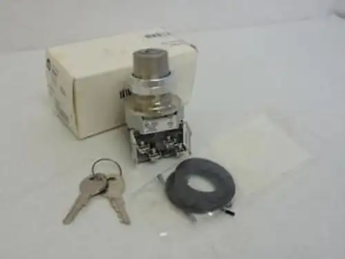 152675 In Allen-Bradley 800T-H3115A Selettore per serratura a cilindro 2-Po