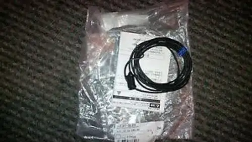 Omron E3T-Sl23 12-24Vdc 光電開關
