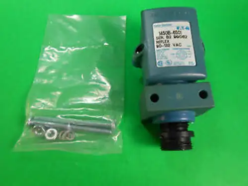 Cutler-Hammer Photoelectric Reflex Sensor -- 1450B-6501 --