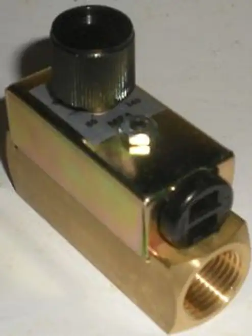 Temperature Thermostat Brass In-Line Pipe Sensor Switch Ec-430035-107 60F-340F