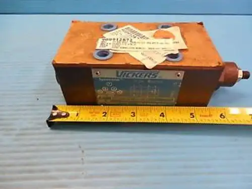 Vickers Dgmfn-5-X-A2W-30 Flow Control Pressure Valve