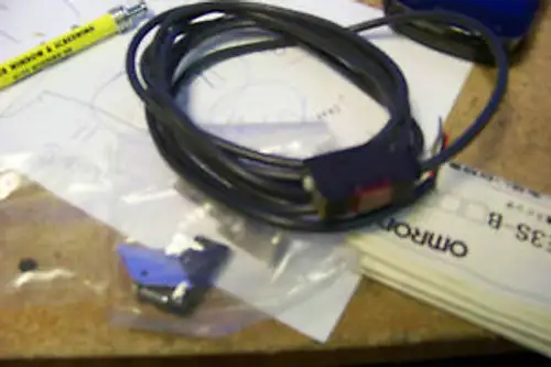 Omron E3S-Bd81 E3Sbd81 光電開關