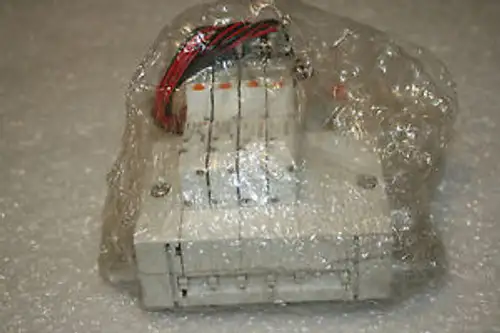 Smc Sy3140-5M0Z Pneumatic Solenoid Valve 0.15 ~ 0.7M Pa 4 Bank