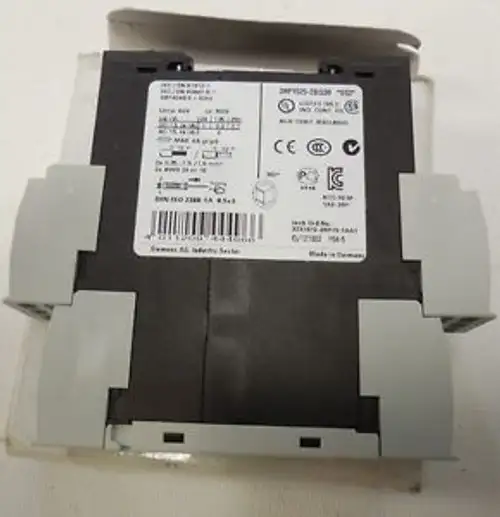 Siemens 3Rp1525-2Bq30 Solid State Time Relay Industrial Housing 22.5Mm Cage