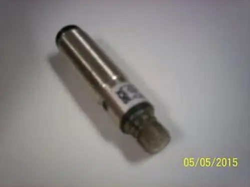 Sick Ve18-3P3240 6013833 DC10-30V 光電開關