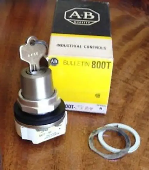 Allen-Bradley 800T-J69A 3 Units Available